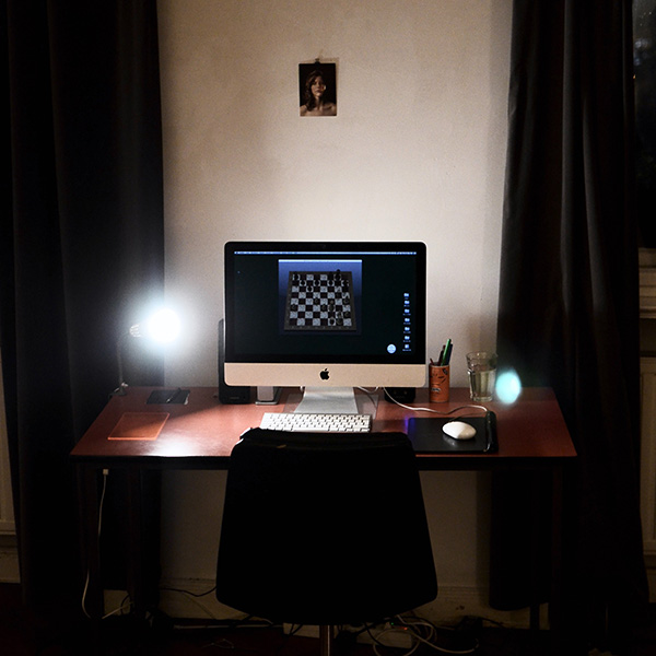 picture of a home office with smart lights